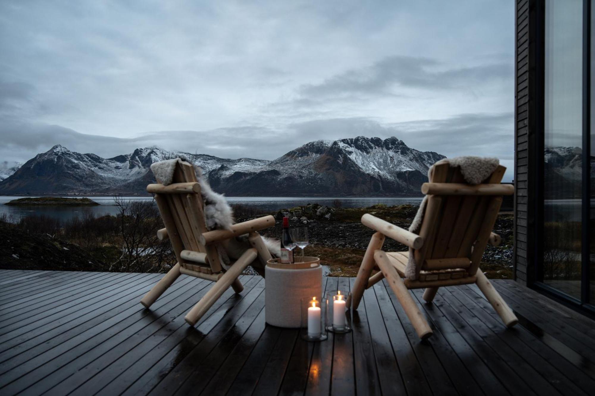 Luksushytte Med Jacuzzi, Summer&Winter Retreat Lyngvaeret Экстерьер фото